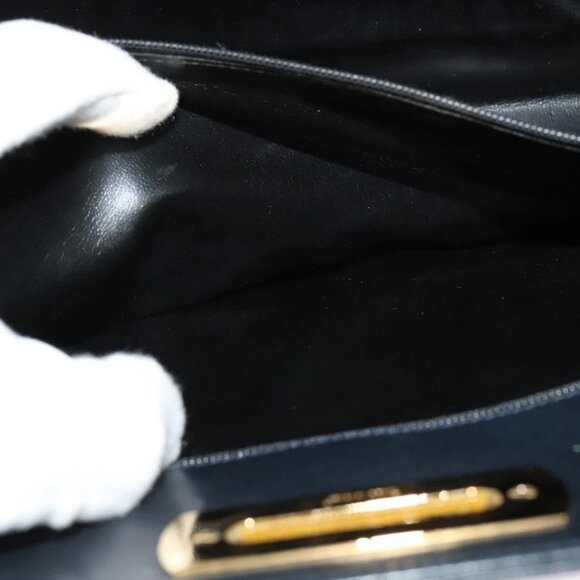 Salvatore Ferragamo Chain Shoulder Bag Leather Black Gold Auth 139064 - Picture 15 of 16